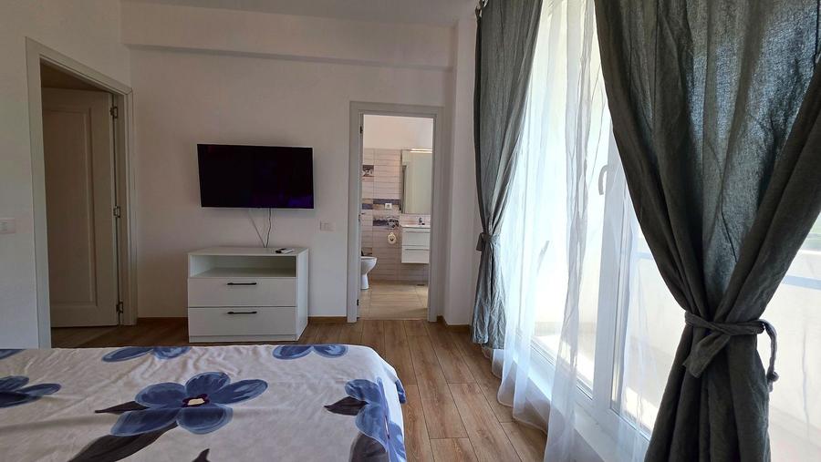 Tomis Plus | 3 camere | Etaj 2, | Mobilat si utilat | Parcare