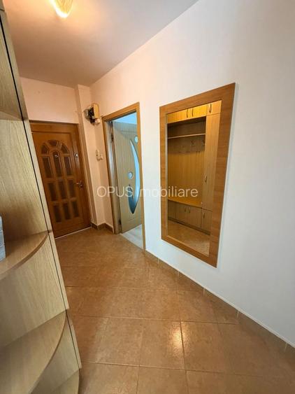 Apartament 3 camere, zona BIG - 8