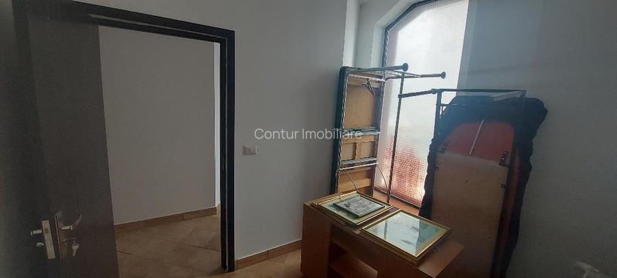 Zona Milcov (Kaufland) - Birouri 15 mp - loc parcare - 3