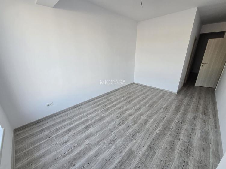 Suprafata generoasa. Aproape de Profi. Etaj intermediar. 2 Locuri de Parcare. - 16