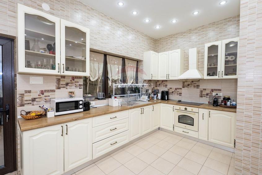 Vila 5 camere complet mobilata, foișor, teren generos - 39