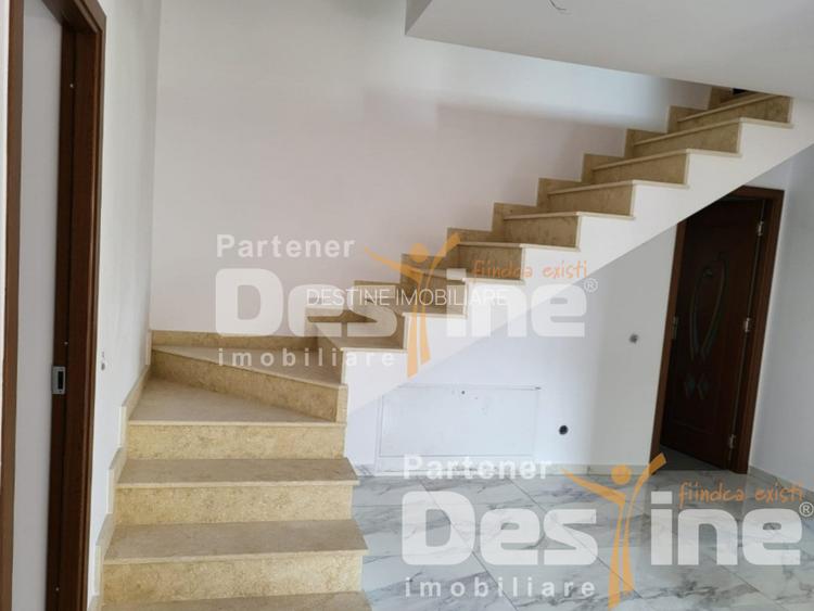 Vilă spațioasă de vânzare în Săcele – zona Bunloc, priveliște superbă - 2