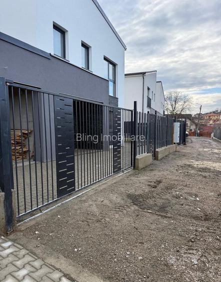 Duplex cu 4 camere, 115 mp plus 495 mp teren, Garaj, zona strazii Avram Iancu - 2