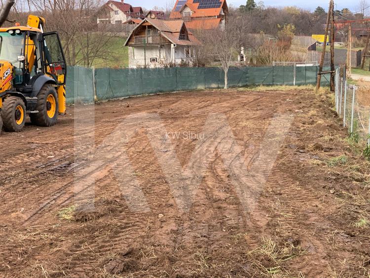 Teren Intravilan de vanzare -Tropinii Rasinari 565 mp - 5