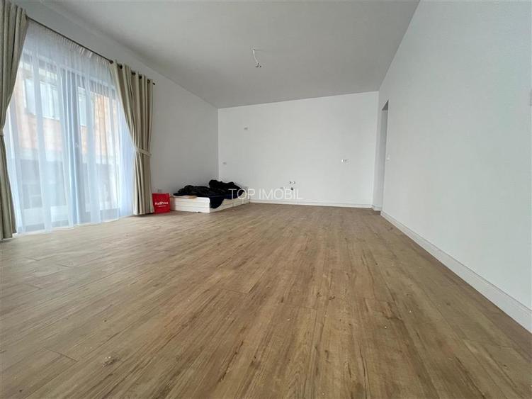 Vila FINALIZATA SI INTABULATA 4 Camere - Valea Adanca - 5 Drumuri - 11