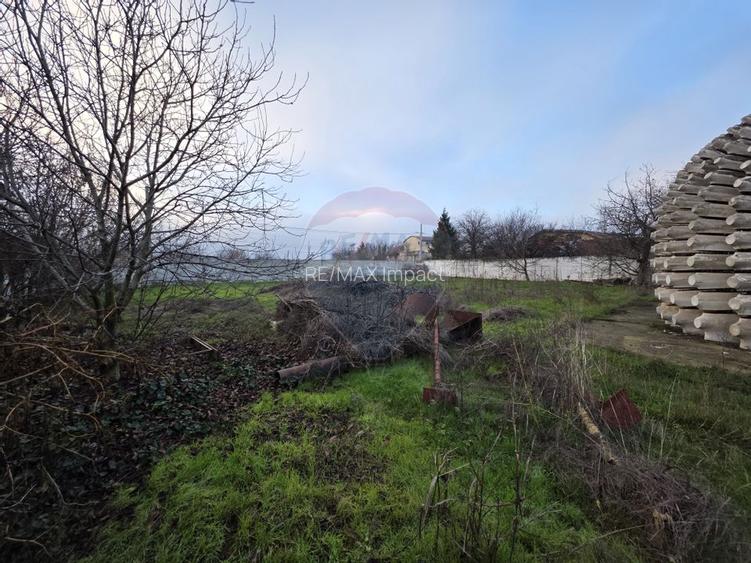 Teren de vanzare Strada Sculptorilor Giulesti, 1900 mp, deschidere 42m - 6