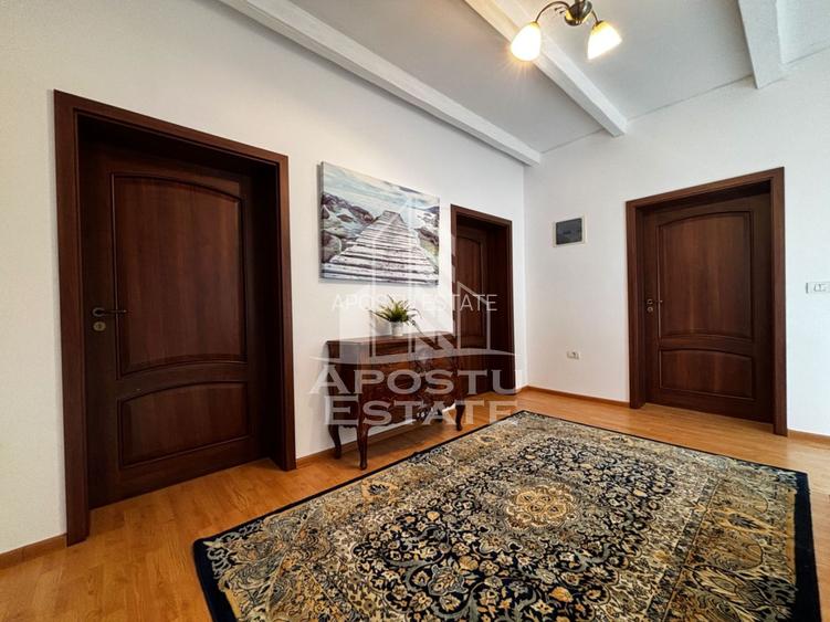 Casa cu 5 camere de inchiriat, garaj, Dumbravita - 11