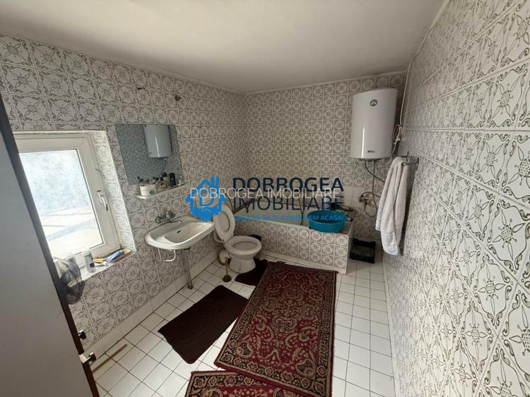 Casa batraneasca 229 mp + teren 675 mp, deschidere stradala 15,8 ml - 13