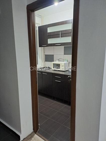 Garsonieră decomandată de închiriat Apărătorii Patriei - 2