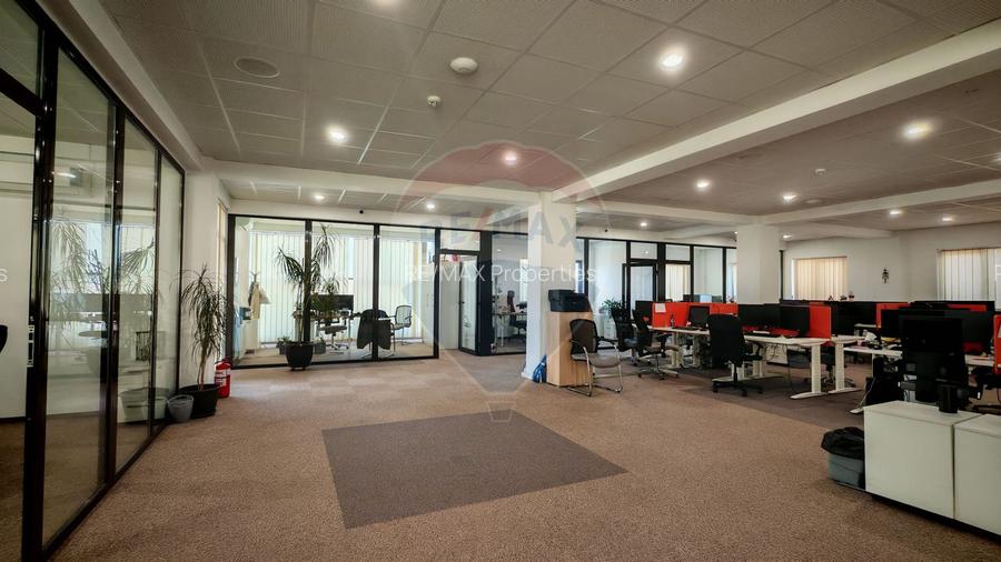 Cladire de birouri de 943.29mp de vânzare în zona Hipodrom 1 - 16