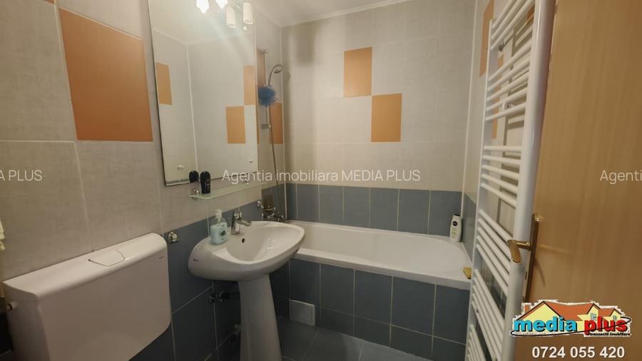 De vânzare apartament 3 camere – zona centrală - 8