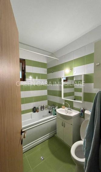 Apartament 3 camere,90 mp,2 balcoane,curte comună,zona Câmpului - 4