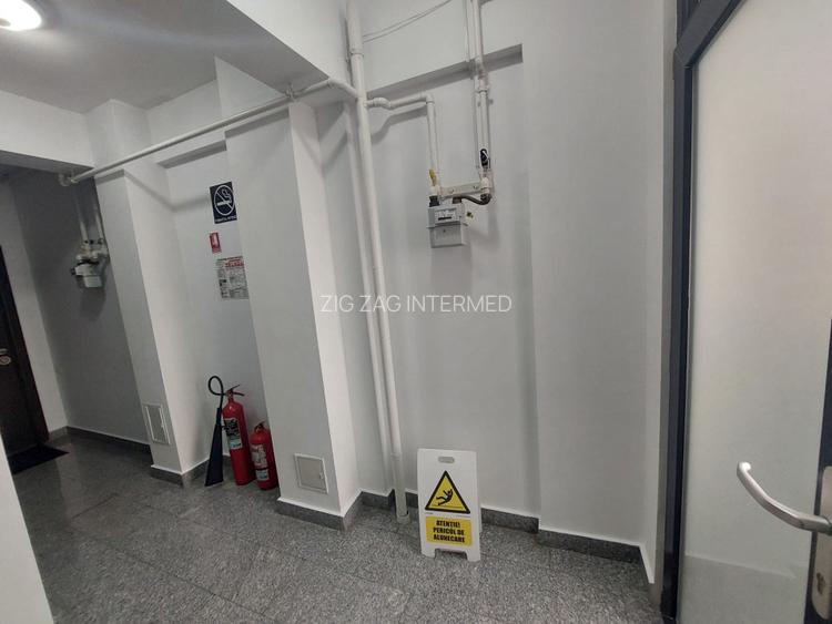 Bd. MAMAIA, spatiu BIROURI, 103 mp. - 19