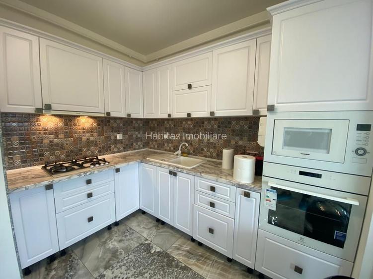 3 camere zona BMW Floresti, bloc nou - 3