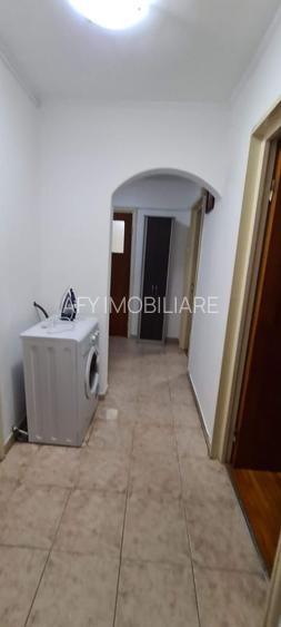 Inchiriez Apartament 3 camere- zona Berceni-Centrala proprie - 4