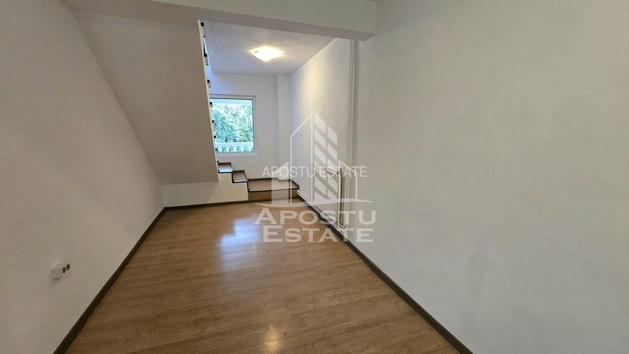 Duplex cu 5 camere si 3 bai, centrala proprie, zona Lipovei - 11