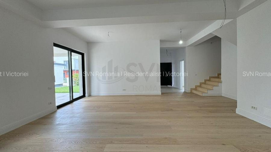 REV2004388 Vila de inchiriat 9 camere Corbeanca - 9