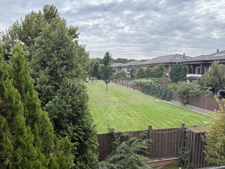 SANSA UNICA IN OXFORD GARDENS | VILA CU 3 DORMITOARE - AISB - 21