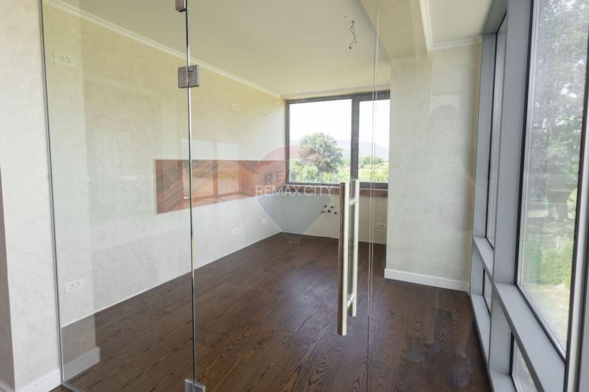 Casa de vanzare - Zona Ursulet Piatra Neamt - 25