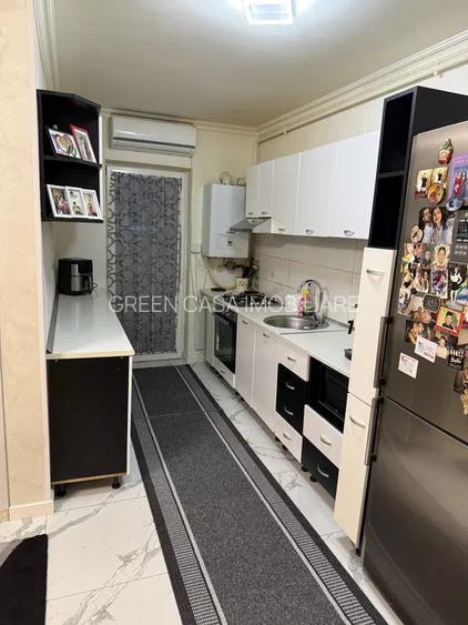 Apartament de vanzare 3 camere  50 mp 2 balcoane zona Floresti Florilor - 2