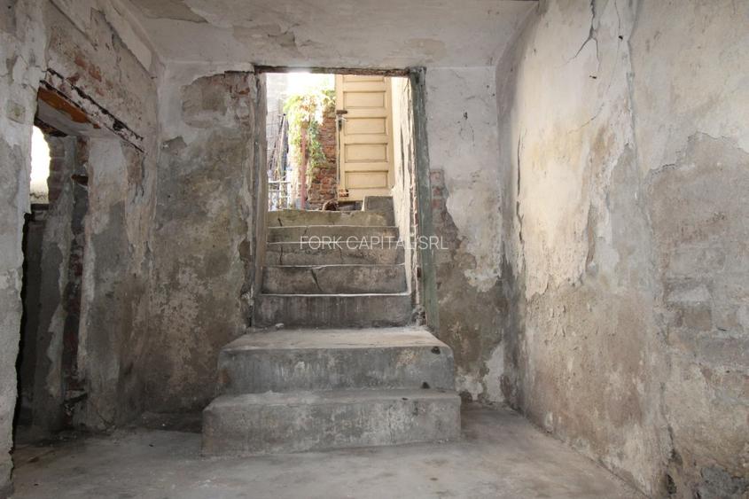 Bijuterie retro. Casa singur curte, Bd. Marasesti sector 4 cu teren in proprieta - 13