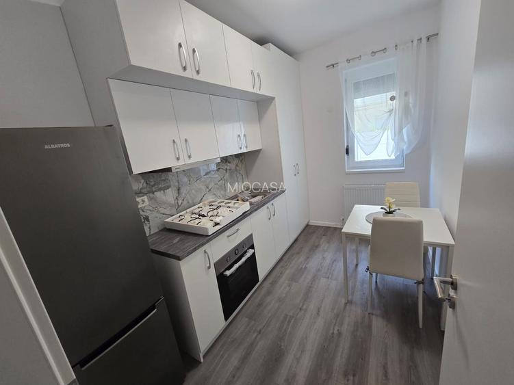 Curte proprie. 2 Locuri de Parcare. Mobilat si utilat. - 10