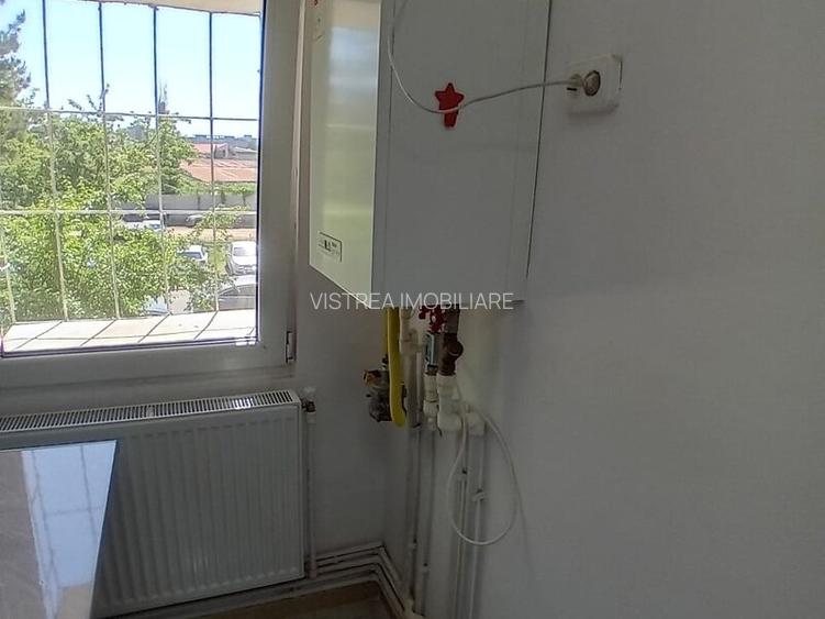 Centrala Proprie // Garsoniera noua // Renovata complet // Zona Lujerului - 12