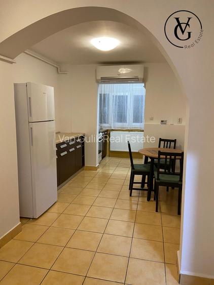 Apartament 3 camere - Apărătorii Patriei - Centrala Proprie - 6