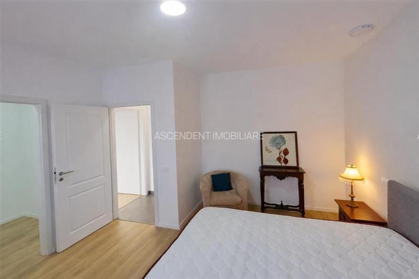 Film&3D! Casa 100 mp utili,terasa,curte generoasa,intr-o zona selecta a Brasovul - 9