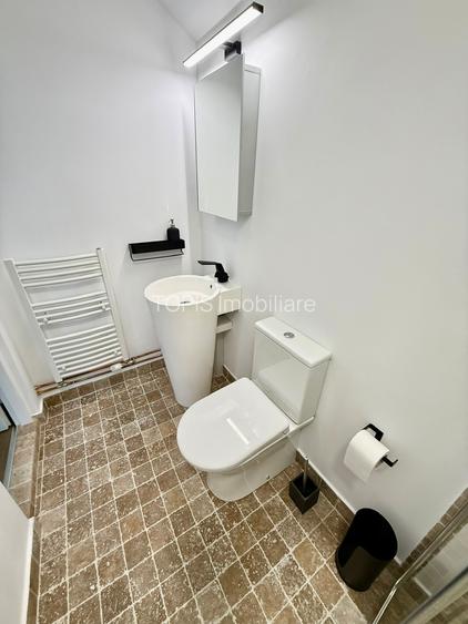 Baneasa, sector 1 / Spatiu de inchiriat la Parter - 11