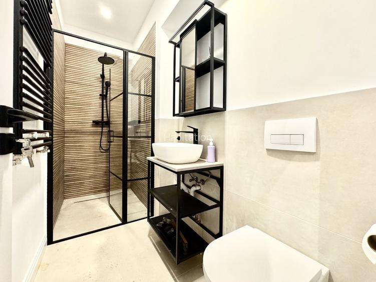 Apartament elegant si vibrant, prima inchirere,  Central - P-ta Maria - 16