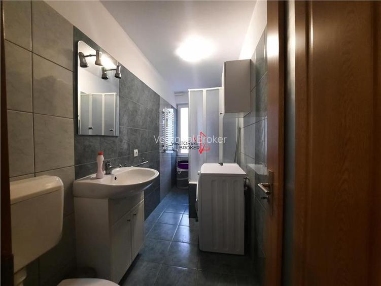 Garsoniera Decomandata, 35 mp, bloc mixt, Mobilata si Utilata Modern -  Metrou I - 15