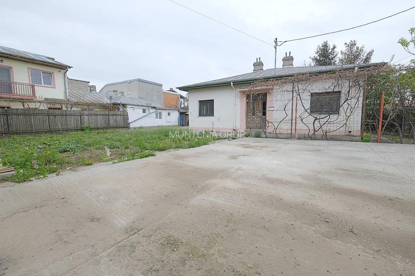 RAHOVA - Str. Muntii Carpati, imobil casa si teren 580 mp. cu pozitie de colt - 2