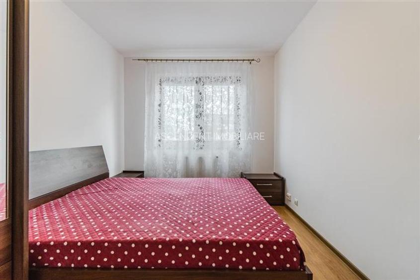 FILM!Apartament 3 camere,2 bai, decomandat,accesorizat,parcare privata,Tractorul - 16