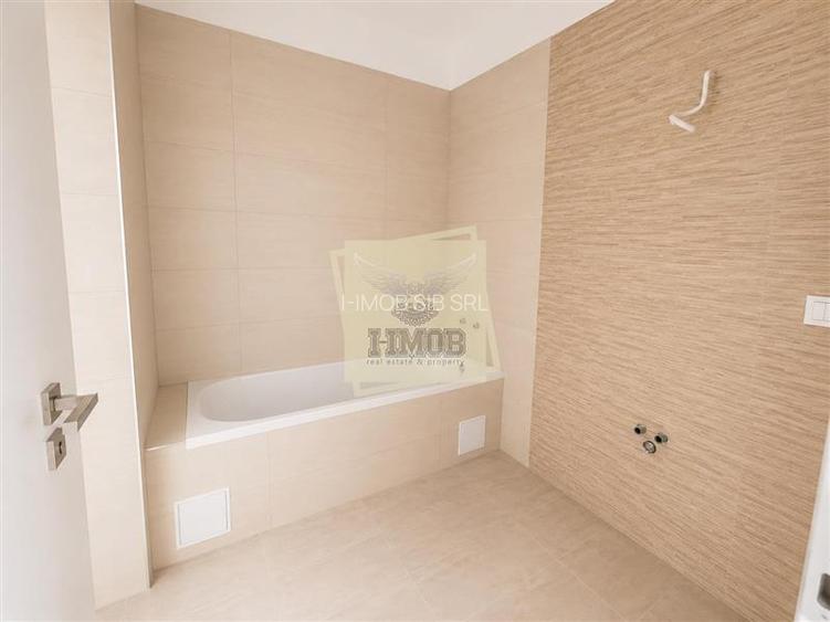 Penthouse la cheie cu 3 camere 2 bai si 40 mp terasa Calea Surii Mici - 7