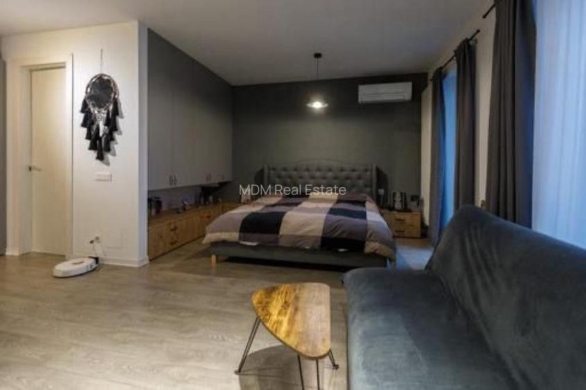 vanzare studio dublu,  Cloud 9 - 9