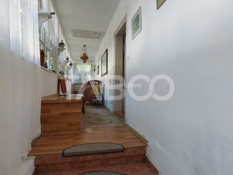 Casa de vanzare cu 2 apartamente separate si teren 500 mp Cisnadioara - 16