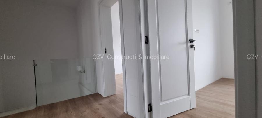 Reședință Modernă cu Finisaje Distinse - 38