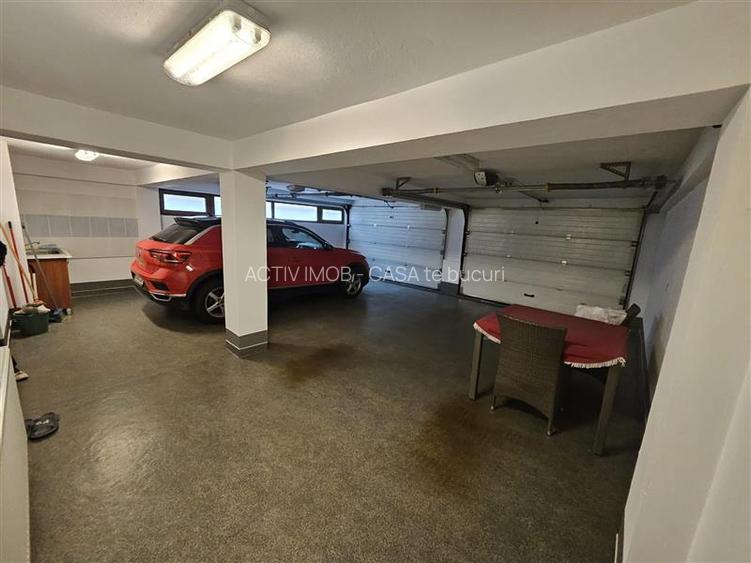 Vanzare Vila   Casa  D+P+M 350 mp - Aviatiei   str. Biharia - 12