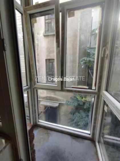 4 camere // bloc renovat // etajul 1 - 5