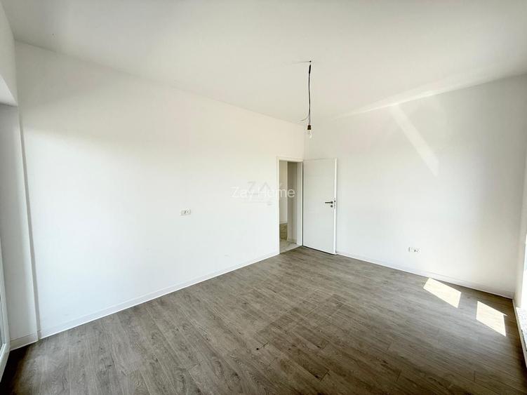 Bloc FINALIZAT la asfalt. Decomandat. - 3