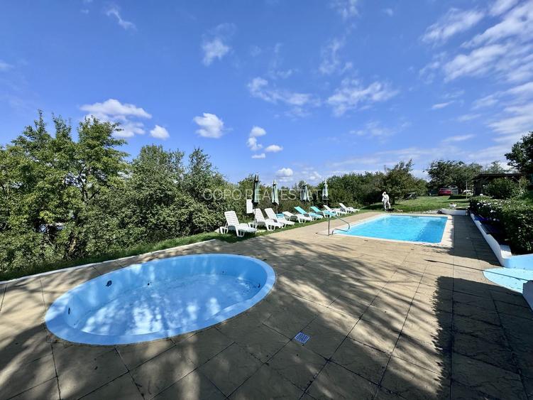 Hotel 20 camere Delta Dunarii 100 m deschidere teren 12000 mp acces auto - 36