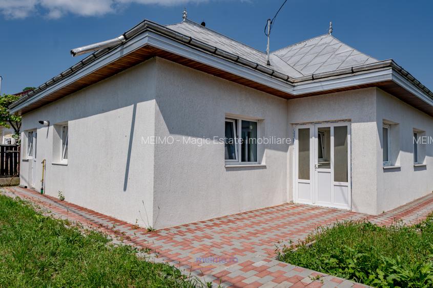 Casă renovată, spațiu pentru familie și grădină - Moinesti - 4