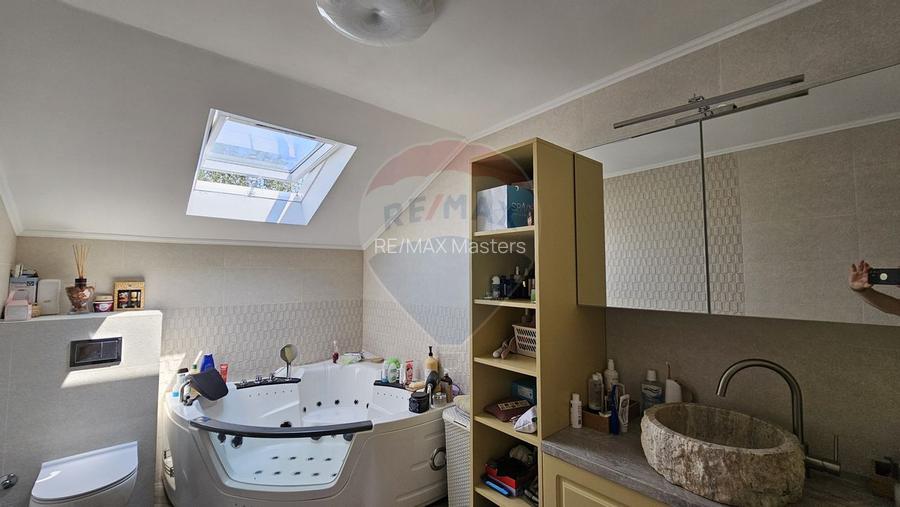 Casă / Vilă cu 7 camere si teren 1000 mp în zona Centrala-Suceava - 43