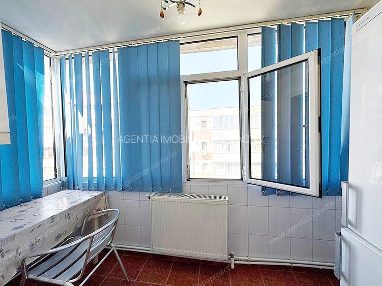 Apartament 3 camere decomandat, spatios, situat in cartierul Mazepa 2. - 6