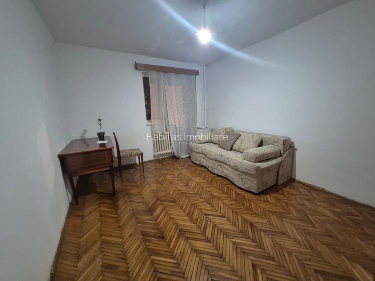 Apartament 2 camere, semidecomandat, Str.Grigore Alexandrescu,Manastur - 2
