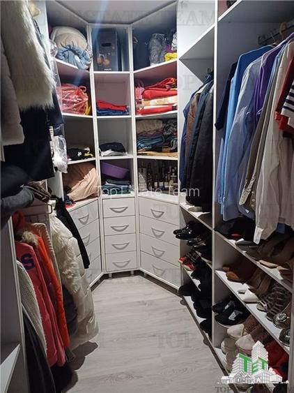 Vila 5 camere + 4 bai la sub 1000e pe mp - 12