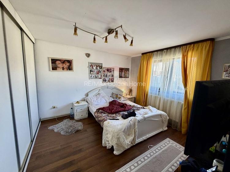 Casă / Vilă cu 4 camere de vânzare - 9