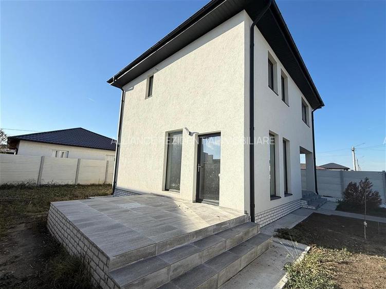 Vila individuala | 4 camere | 2 bai | Teren 320mp - 4