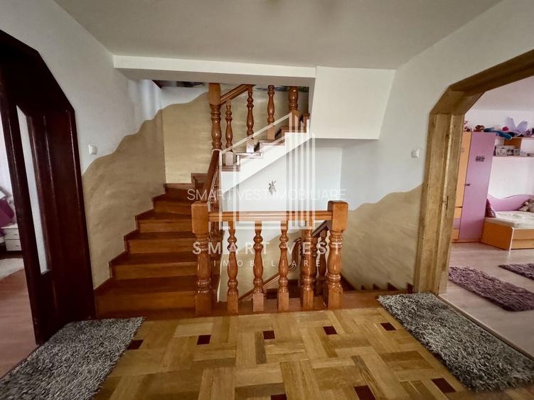 Casa spatioasa de vanzare | 275 mp (cu beci) | Zona Unio - 44